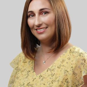 Portrait de CHRISTELLE DELBES Assistante de direction de la paie du BTP